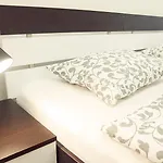 Hostel Folks
